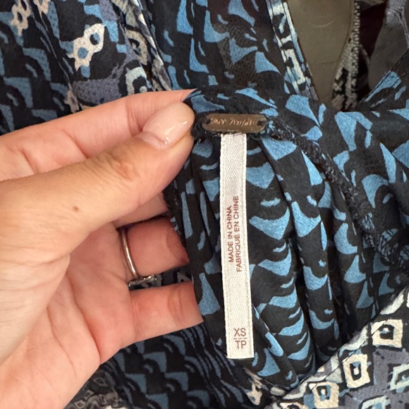 Free People Blue and Black Patterned V-Neck Blouse - Picture 2 of 2